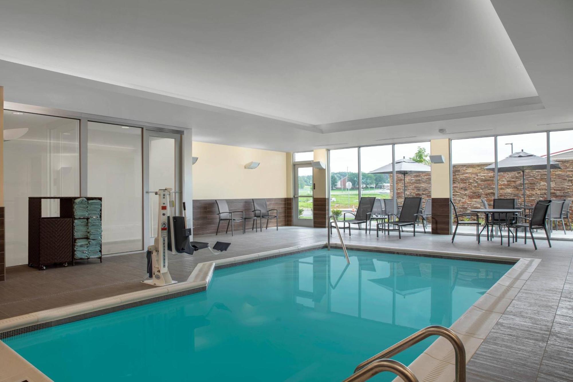 Fairfield By Marriott Inn & Suites Lebanon Near Expo Center ภายนอก รูปภาพ